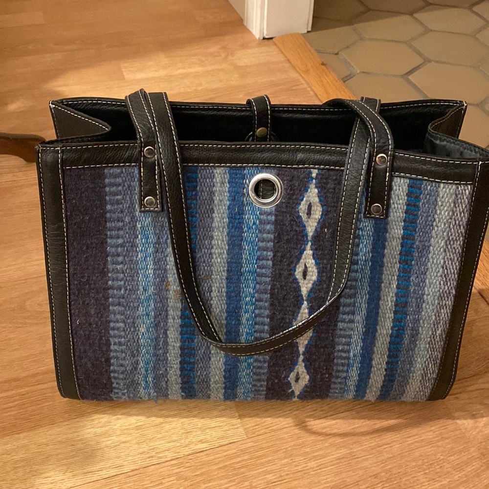 Wool and leather tote bag